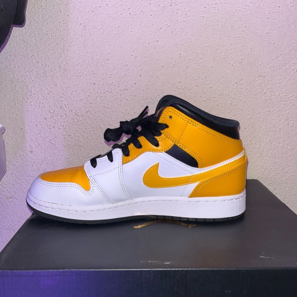 Jordan 1